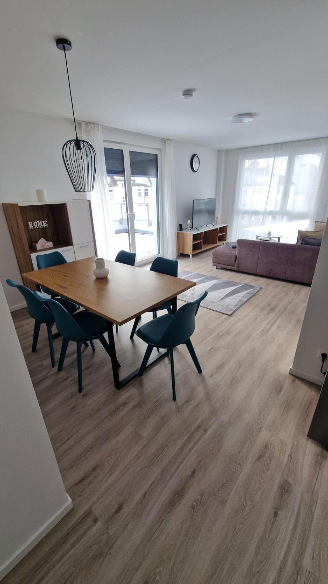 Modern Living With Sunset Terrace Apartment *
