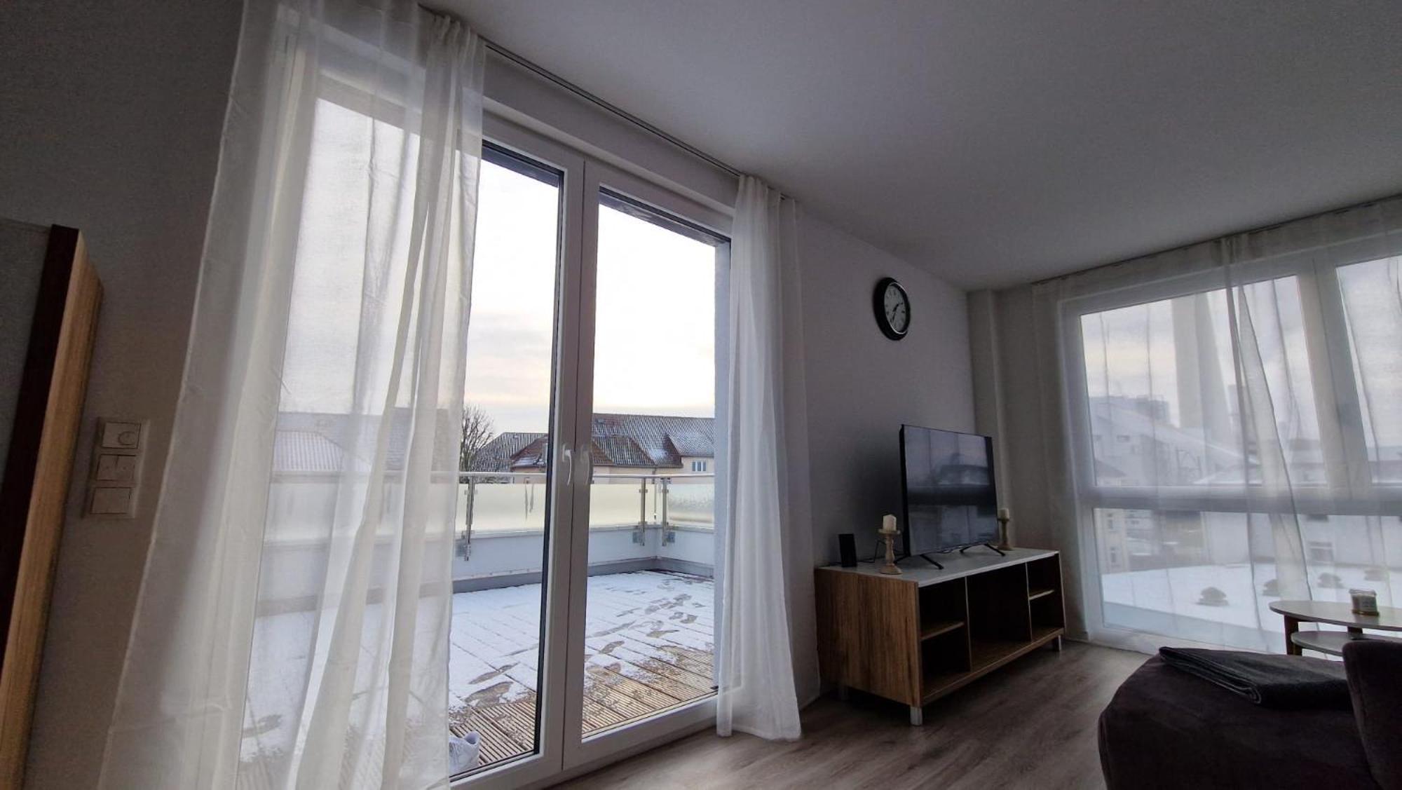 Modern Living With Sunset Terrace Apartment Braunschweig